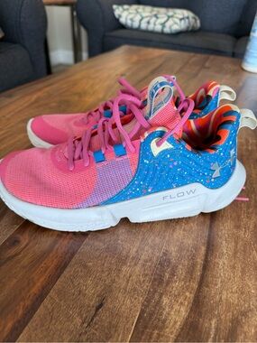 Under Armour womens Flow FUTR x2 basket ball Shoes size 9 W carnival pink edge